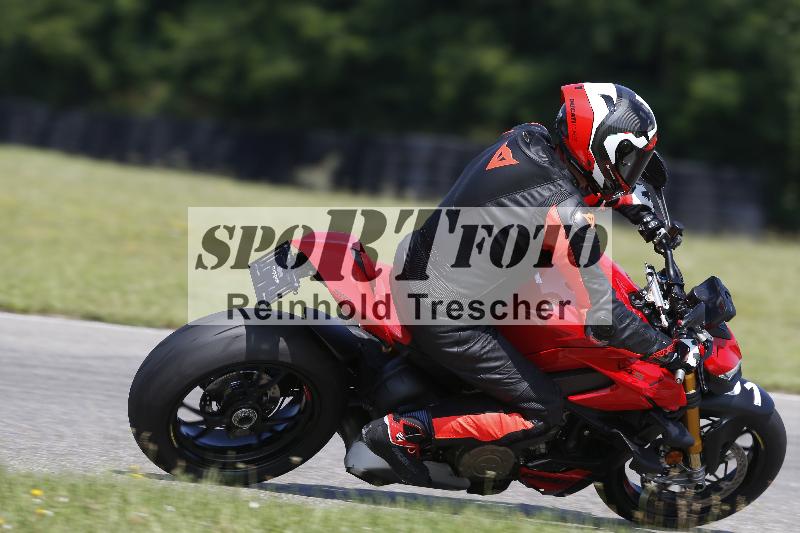 Archiv-2025/26 11.06.2025 Peter Studer have fun ADR/Gruppe blau/91